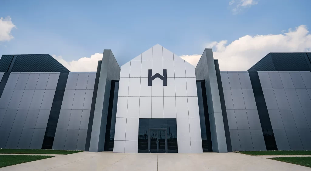 Picture of the Front of Whiskey House